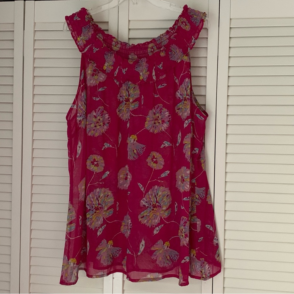 Old Navy sleeveless blouse size 3X